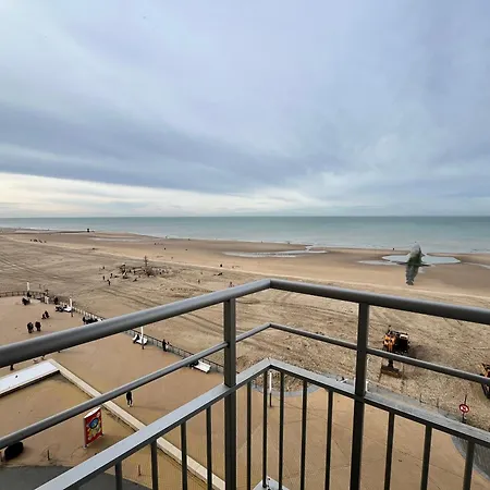 Apartment Cozy 3-bedroom On The Seafront Of T60 Ostend
